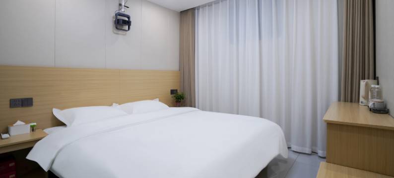 有涧民宿(开封万岁山武侠城清明上河园店)图片