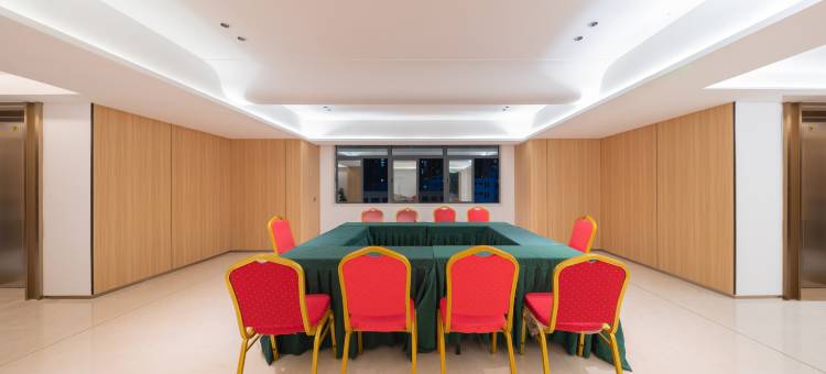 逸海假日酒店(汕头文光塔东山生活广场店)图片