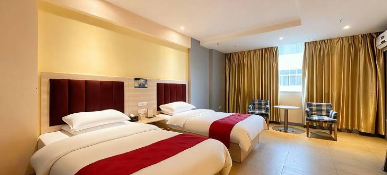 九天大酒店(威宁草海会展中心店)图片