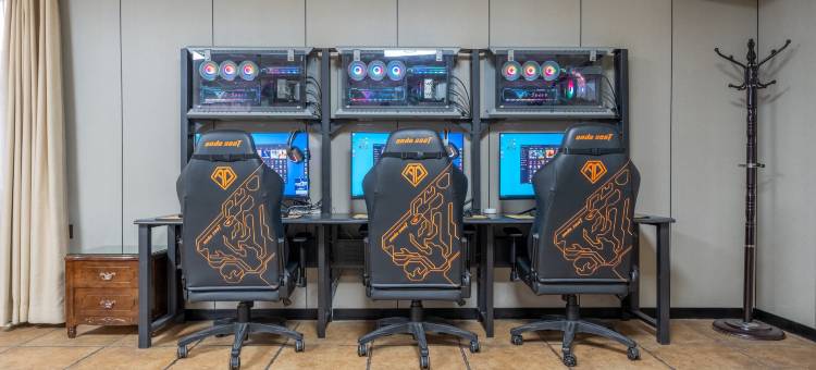 蓝海精品酒店(白城市民广场大润发店)图片