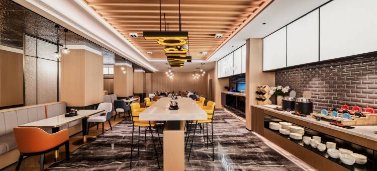 昆明•丽柏WAVESWEPT•MISTYSEA•设计酒店(昆明站环城南路地铁站店)图片