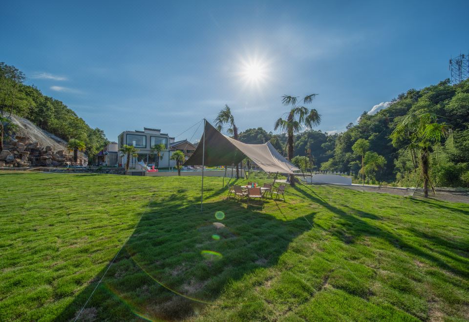 半亩梯田星空泳池度假美宿（皖南川藏线店）外景图
