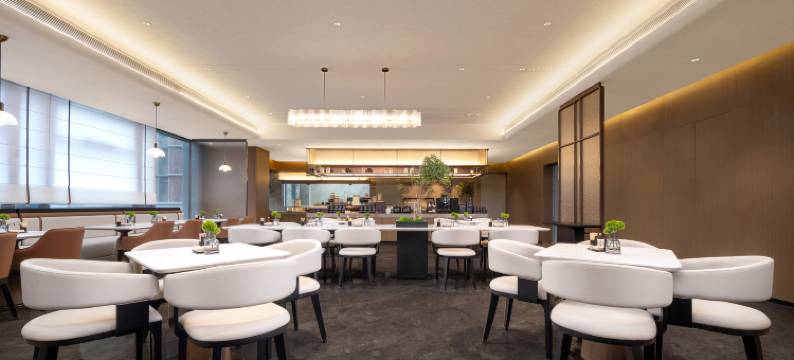 郑州龙湖金融岛清华附中亚朵酒店图片
