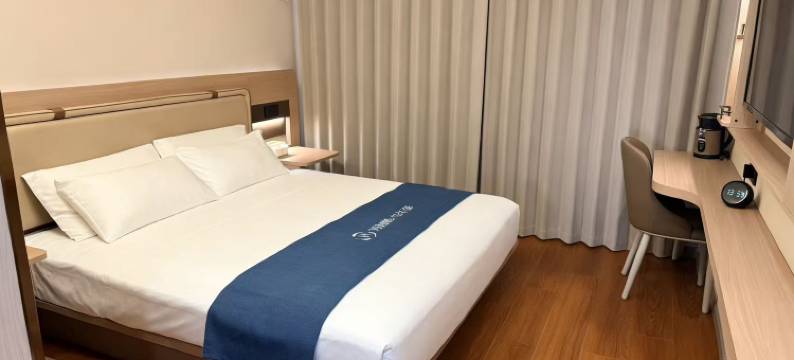 如家UP华驿精选酒店(开封鼓楼广场包公湖店)图片