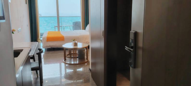 云一公寓(中山港口镇保利广场店)图片