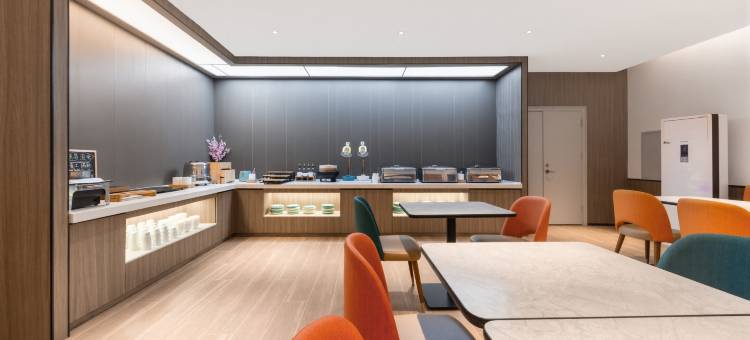 如家驿居酒店(青岛五四广场芝泉路地铁站店)图片