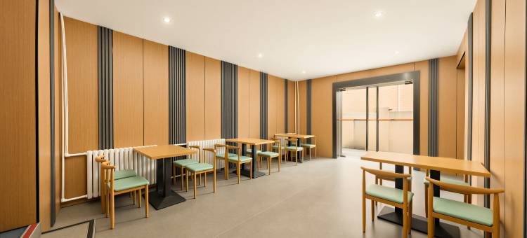 京洲汇商务酒店(环球度假区九棵树地铁站店)图片