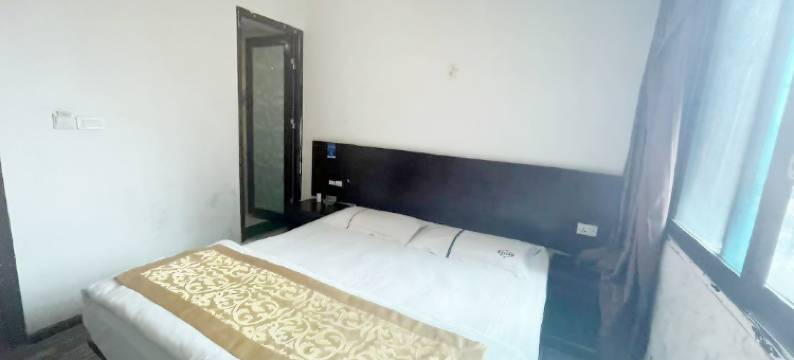 贵阳林春宾馆(贵阳火车站万象城店)图片