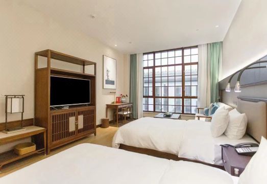 茅山颐园度假酒店外景图