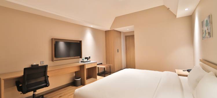 长春南湖假日酒店(南湖公园工农广场地铁站店)图片