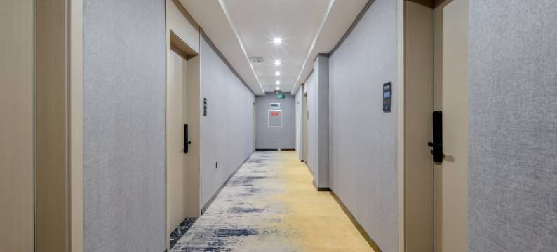 融安·宜朵丨MAXIMMEGALUXHTWMADGAMINGMS美宿酒店(长安广场店)图片