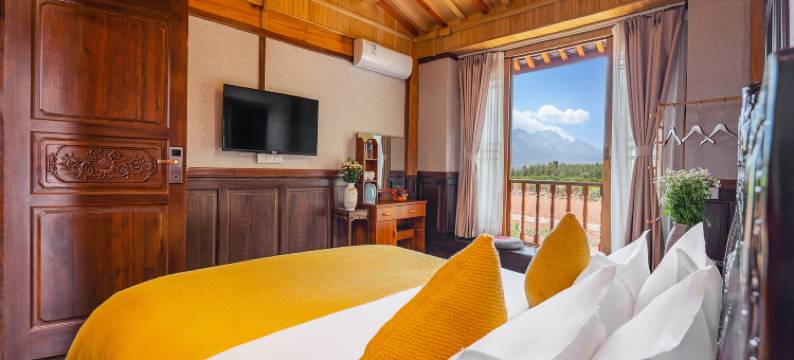 乡栖源Relax·览山独见雪山全景星宿图片