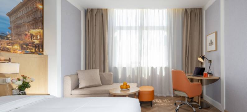 维也纳酒店(民权火车站迎宾大道店)图片