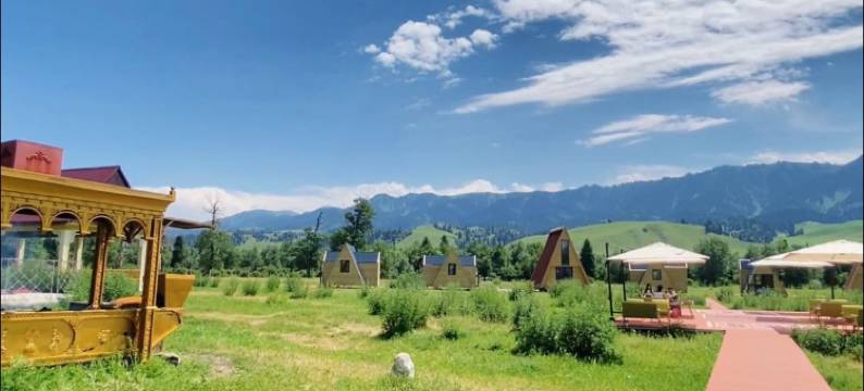 那拉提老朋友风情农家院图片