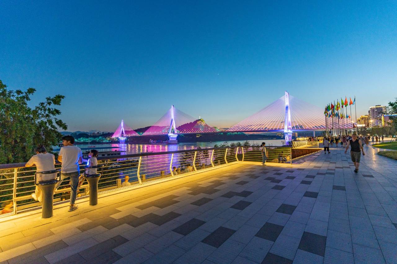 丽橙酒店·智(宜昌三峡游客中心滨江万达店)图片