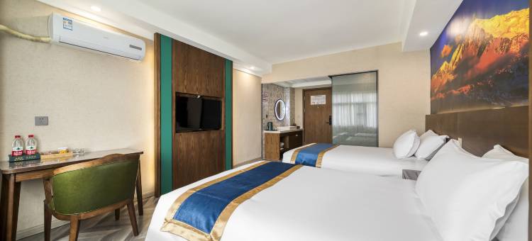 嘉悦酒店(比日神山生态景区店)图片