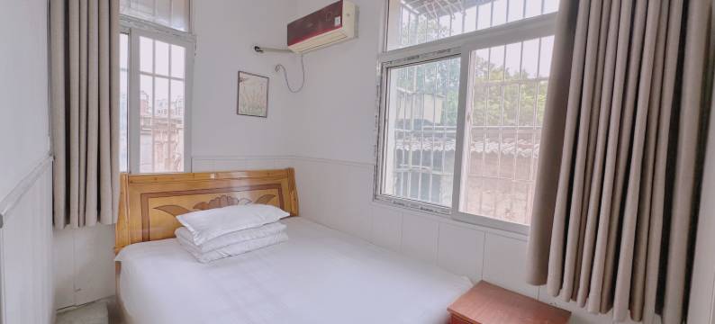 鸿运客栈(武昌火车站店)图片