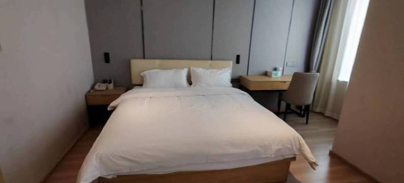 铂锐酒店(南通西站店)图片