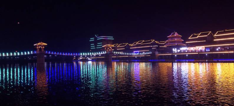 西乡豪庭时尚酒店图片