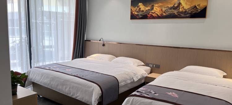 金色时光酒店(巴中火车东站店)图片