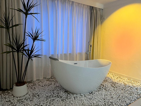 糖糖影院自助民宿