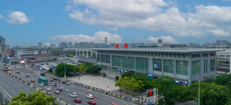 柏纳酒店(丹阳中专市中医院店)图片