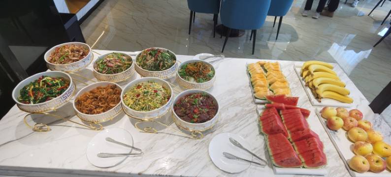 巴彦高勒大酒店图片