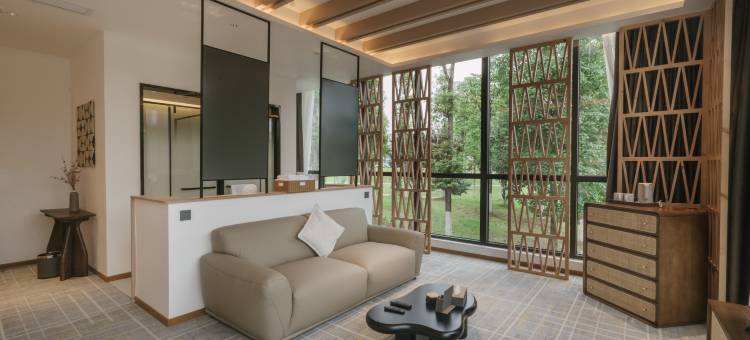 高县逸尘精品酒店(湿地公园店)图片