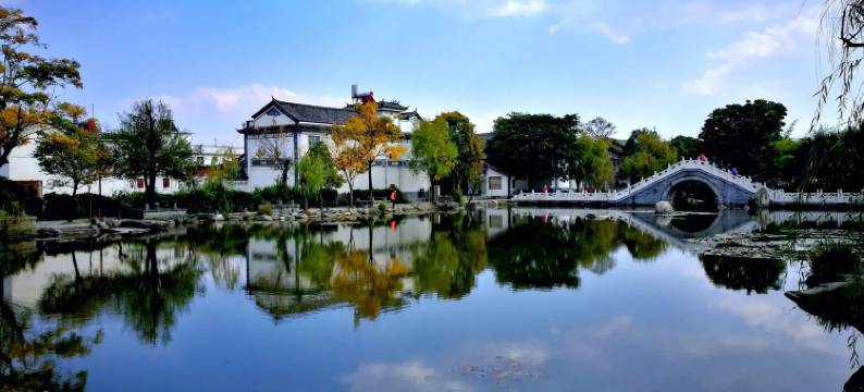 悠然·Garden庭院轻奢原木设计师亲子度假艺宿(大理喜洲店)图片