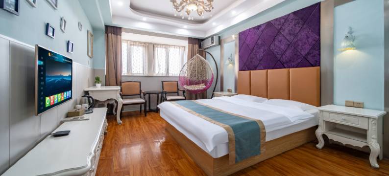 长锦时尚酒店(郑州火车站二七广场地铁站店)图片