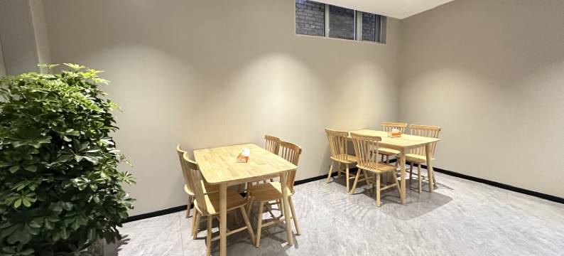 洛阳隐宿酒店(洛阳龙门大道店)图片