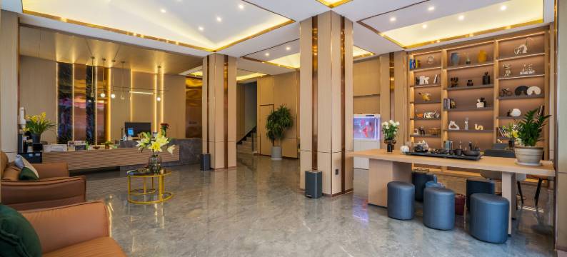 楚雄锦龙臻享酒店(彝人古镇店)图片