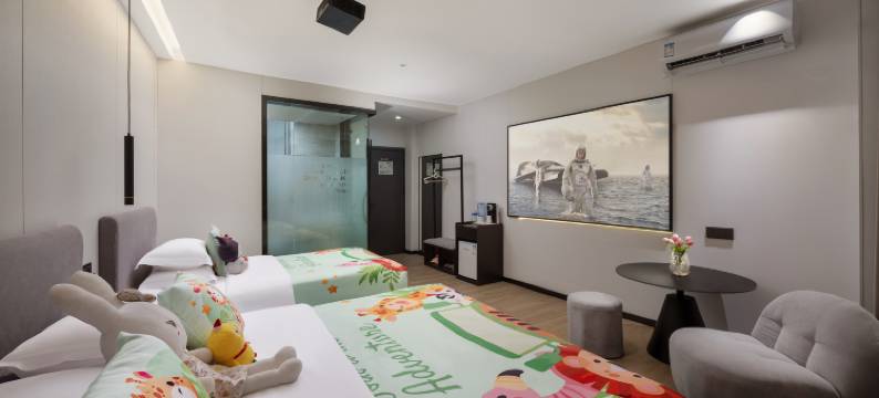 甜桐·轻居酒店(淮阳第一高级中学中心汽车站店)图片