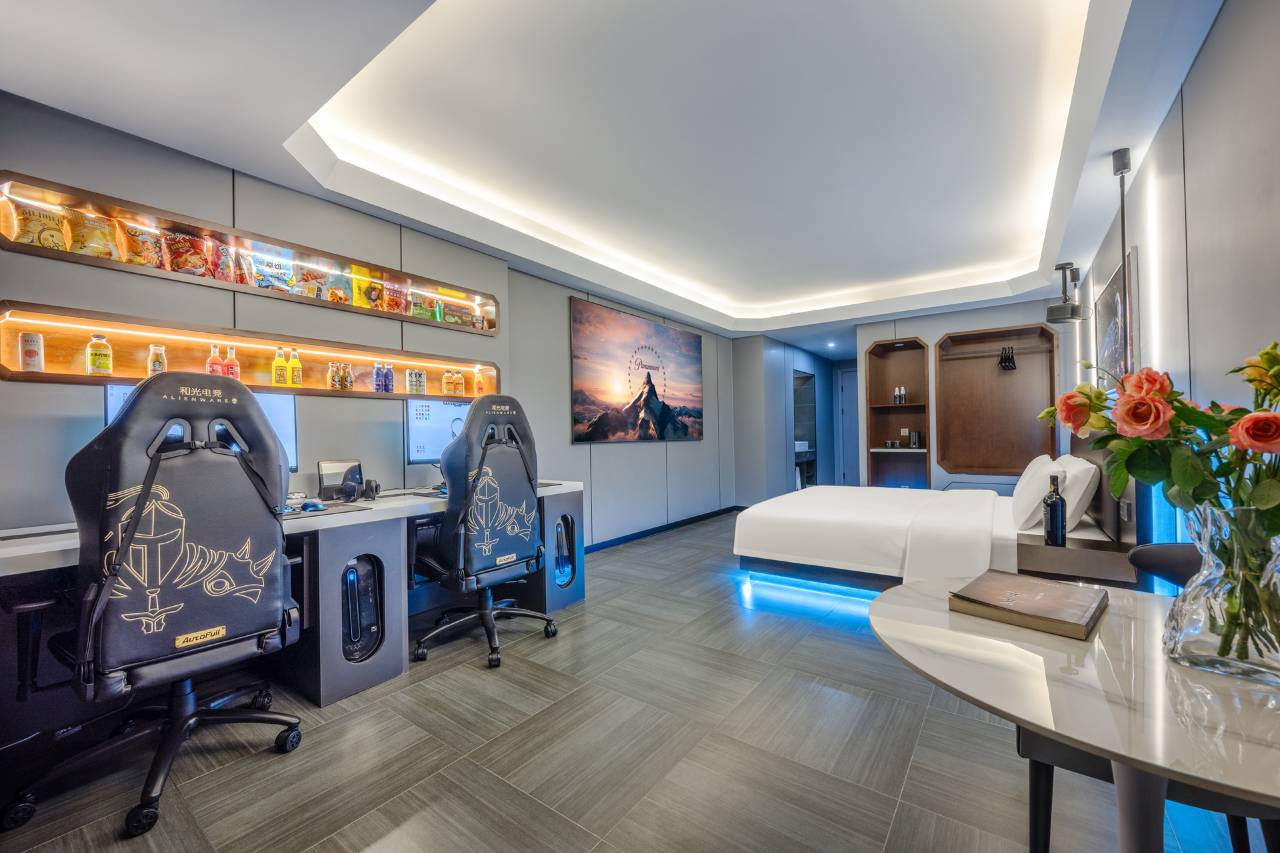 和光·ALIENSAPCE外星人电竞酒店(西昌邛海17度万达广场店)图片