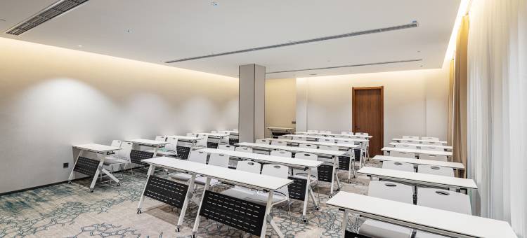 襄阳华美达安可酒店(襄阳泛悦中心沃尔玛民发广场店)图片