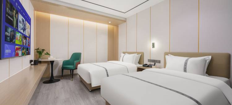 乌鲁木齐玉龙玺程酒店(新疆自治区博物馆红山公园店)图片