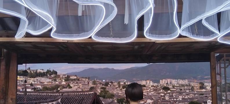 丽江真美狮山观景客栈(四方街大水车店)图片