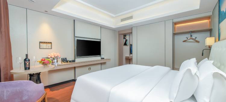 柏霖酒店(芦笙广场步行街店)图片