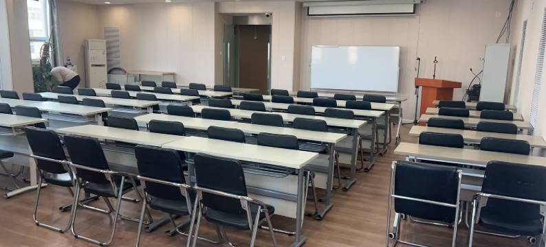 华驿精选酒店(唐山远洋城店)图片