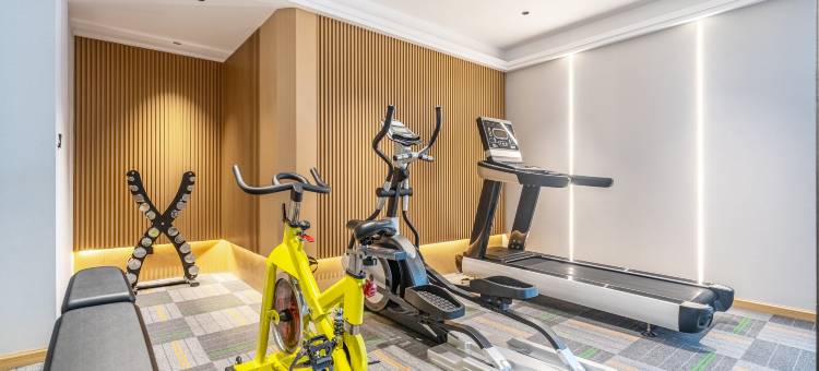 艺龙酒店(深圳中英街沙头角地铁站店)图片