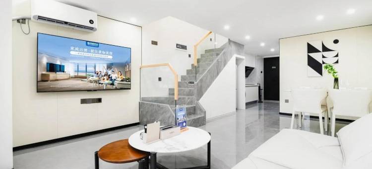 漫途·清雅Loft影院酒店(红谷滩万达广场店)图片