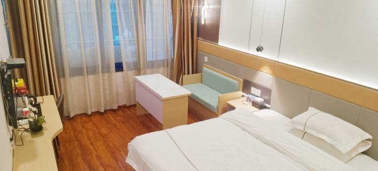 郑州二月二时尚酒店(二七万达店)图片