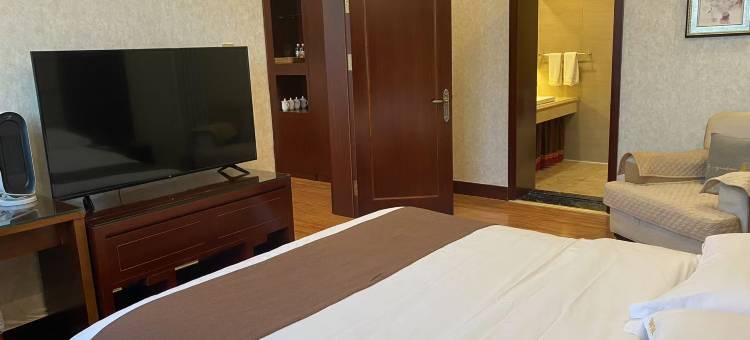 御家商务宾馆(鄂伦春旗大杨树镇店)图片