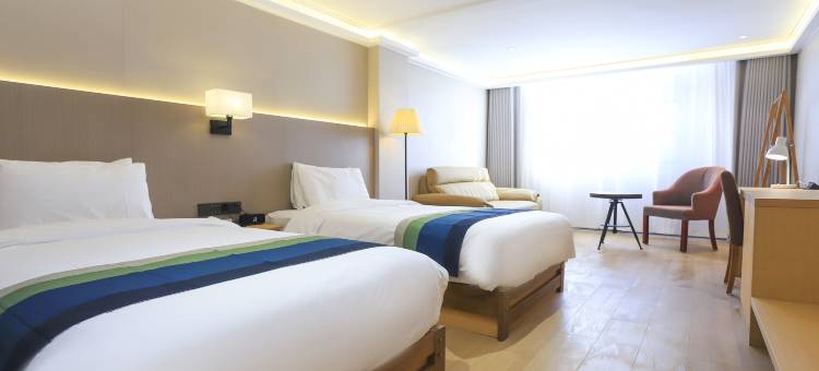 安瑞酒店(陶阳里御窑景区人民广场店)图片