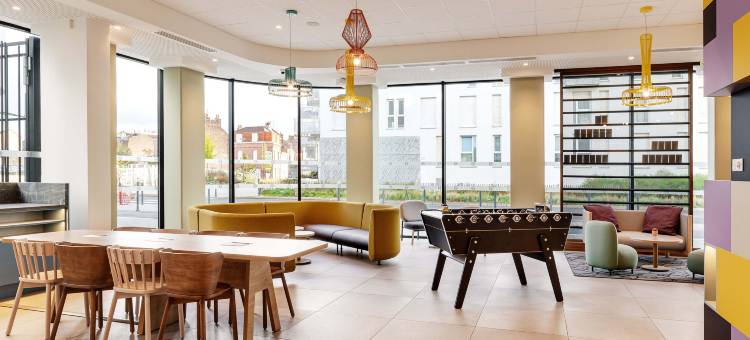 里尔千禧城住宿加早餐酒店(B&B Hotel Lille Lillenium Eurasanté)图片