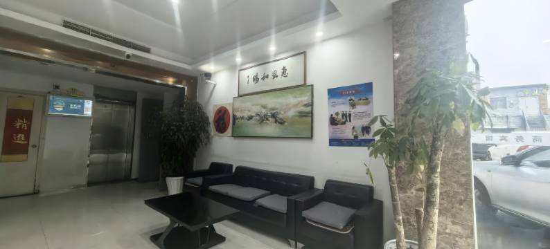 宁波豪庭商务宾馆(慈城古县城慈城地铁站店)图片
