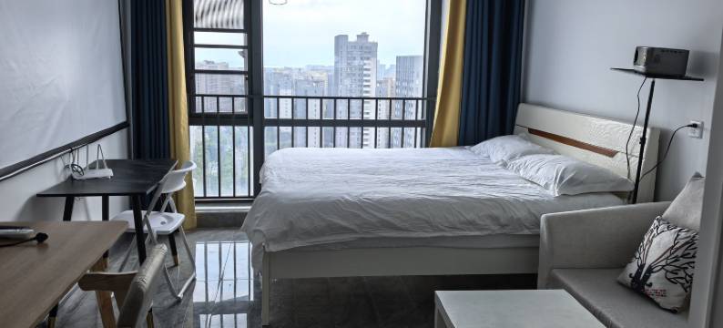 福州杏福小苑影音民宿(福州火车南站店)图片