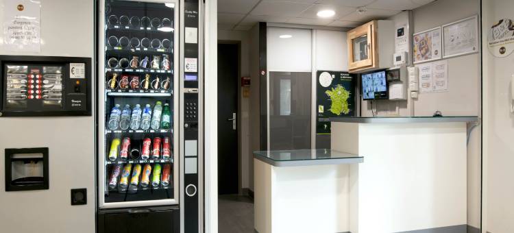 博莱纳民宿酒店(B&B Hotel Bollène)图片