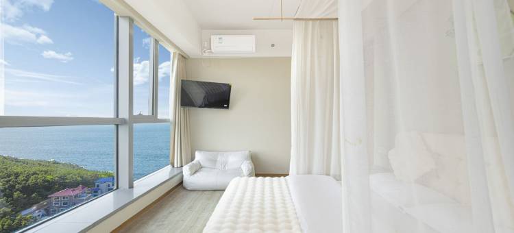 初识海景美宿(威海国际海水浴场火炬八街店)图片
