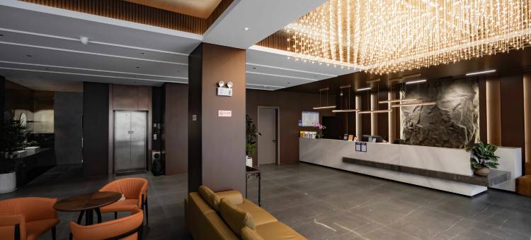 建水炬森酒店(紫陶街广慈湖店)图片
